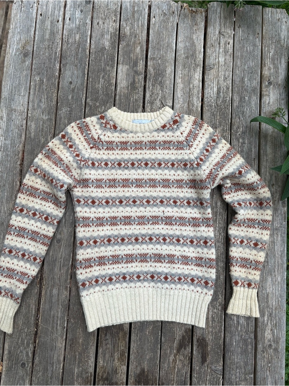 Vintage Women’s Wool Cream Patterned Sweater